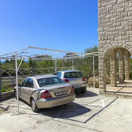 Apartment Barun Kastela