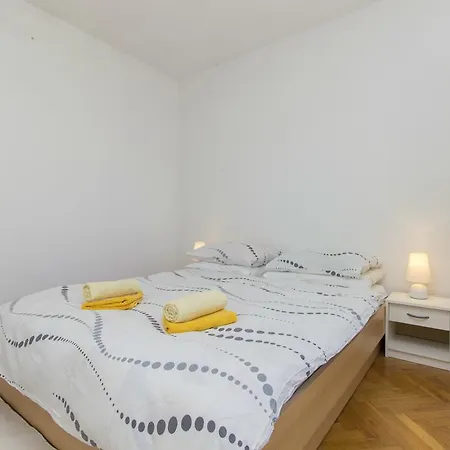Apartment Barun *