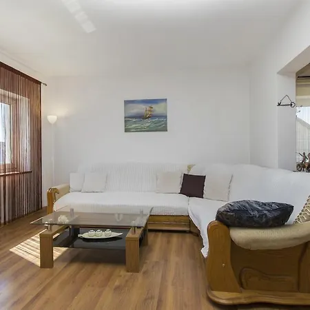 Barun Apartment
