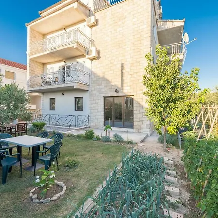 Apartment Barun *